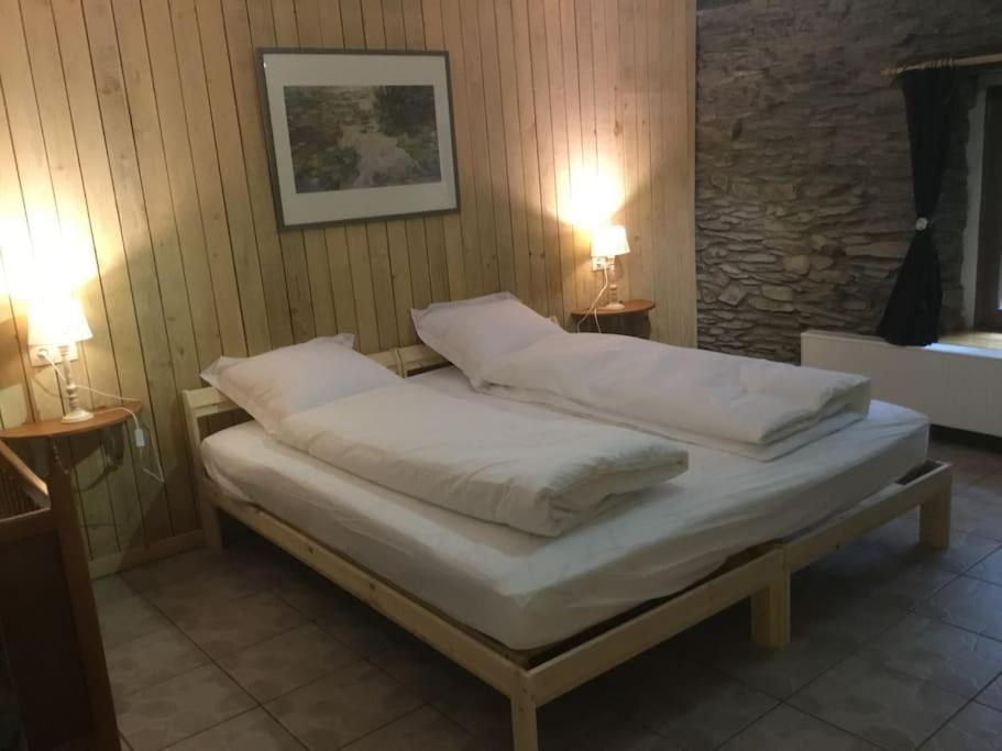 Gite Les 7 Frenes Vaux-sur-Sure Dış mekan fotoğraf